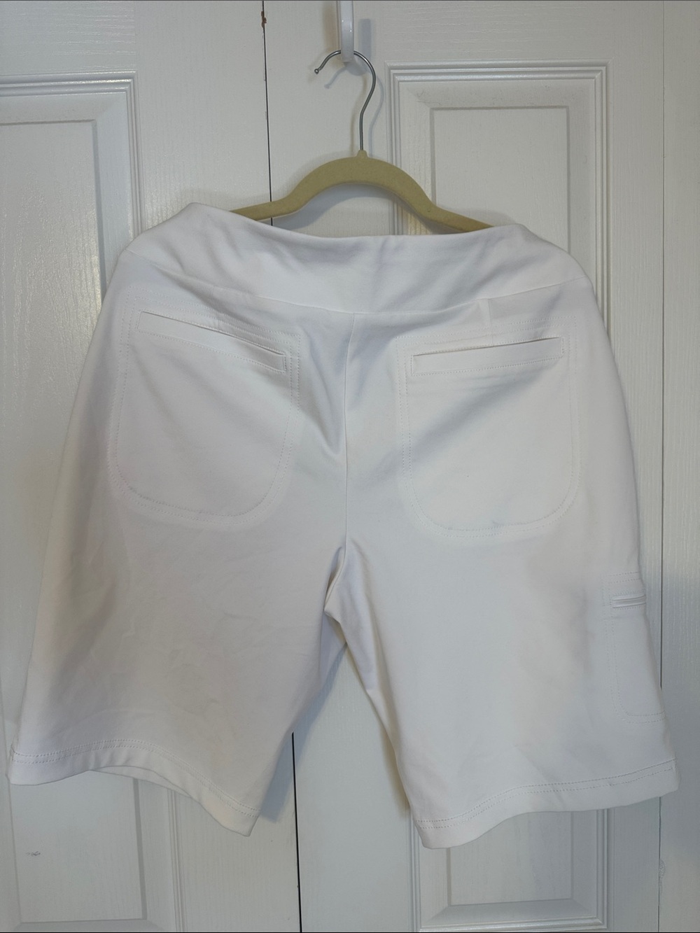 Chico's White Zenergy Golf Women's Shorts size 1.5 - Picture 5 of 5